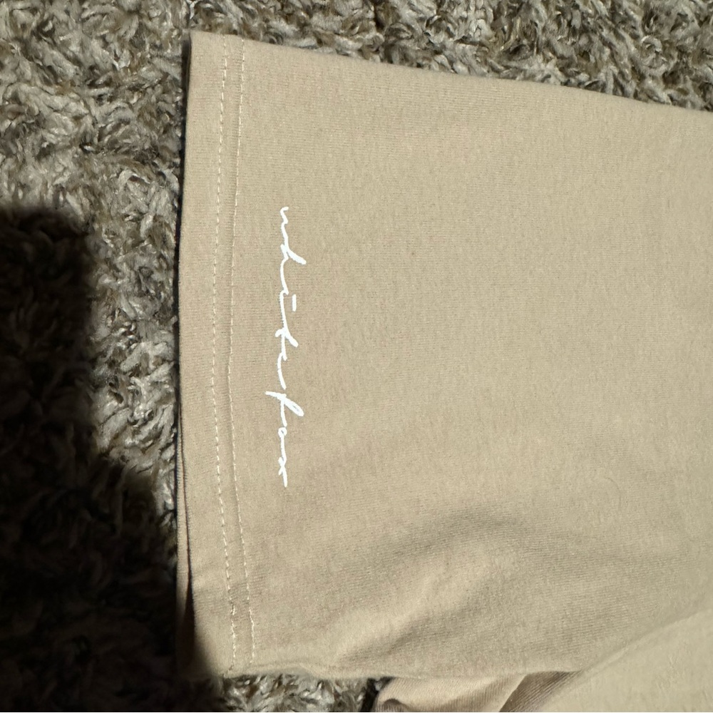 Women’s White Fox Signature Biker Shorts - Picture 3 of 4